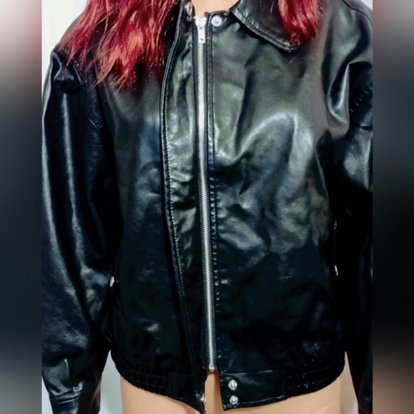 RETRO STYLE BLACK VEGAN LEATHER SNAP SIDE POCKETS WOMEN'S JACKET SIZE M - Picture 5 of 8